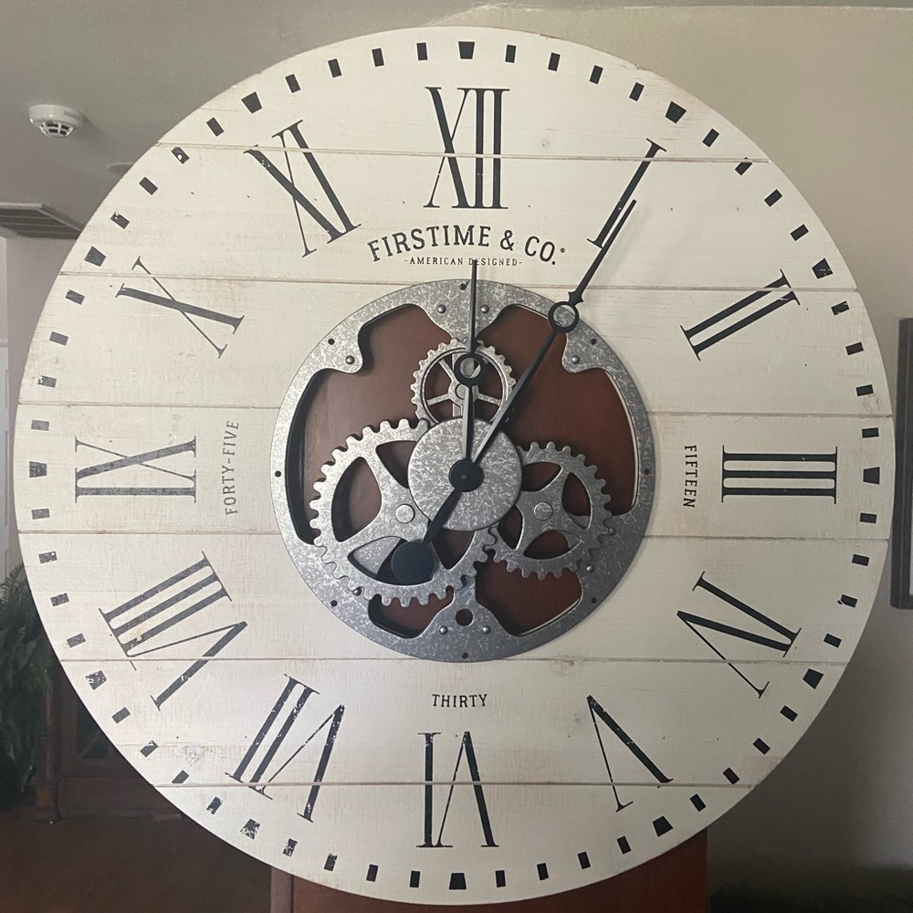 27” Shiplap Farmhouse Gears Wall Clock